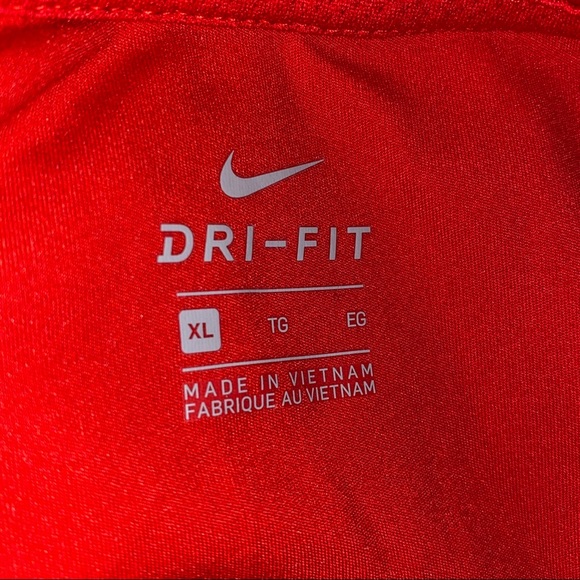 🚫SOLD🚫 Nike Red Dri Fit Long Sleeve Athletic Top - Picture 6 of 7